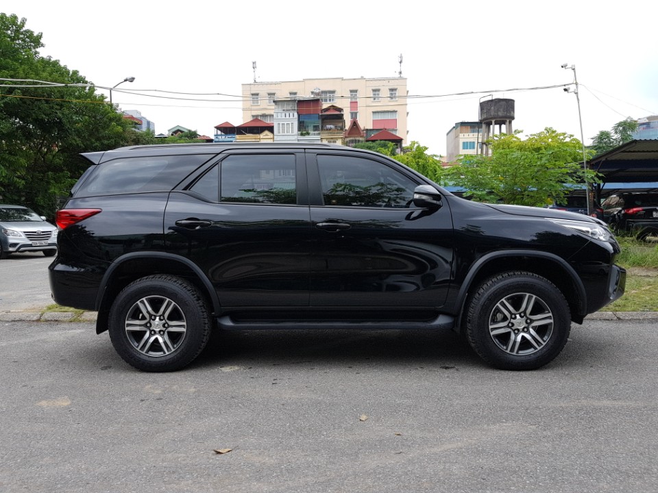 Cho thuê xe 7 chỗ uy tín tại Hà Nội